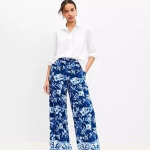 Loft pull on wide leg pants in Cortu blue/white linen blend in size medium tall
